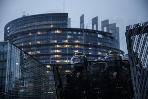 Το εμπόριο είναι σημαντικό όσο ποτέ άλλοτε, λέει η φον ντερ Λάιεν στους Ευρωβουλευτές