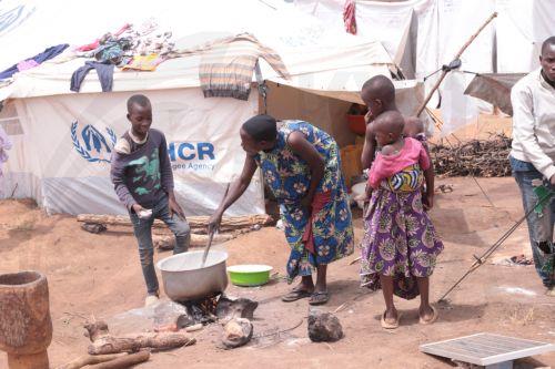 Ο Οργανισμός ΕΕ για το Άσυλο προειδοποιεί για τον κίνδυνο «συρροής προσφύγων»