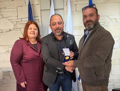 Ενισχύει δεσμούς με τον Δήμο Σαμοθράκης ο Δήμος Παραλιμνίου-Δερύνειας