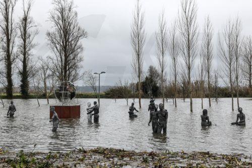 Ένας νεκρός στην Πορτογαλία εξαιτίας πλημμυρών που προκάλεσε η καταιγίδα Λεονάρντο