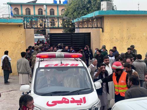 Δεκαπέντε νεκροί και δεκάδες τραυματίες από έκρηξη σε σιιτικό τζαμί