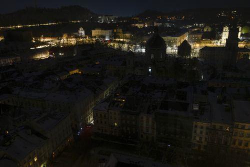 Χιλιάδες νοικοκυριά χωρίς ρεύμα εξαιτίας ρωσικών επιθέσεων στη βόρεια Ουκρανία