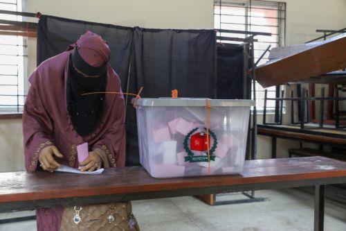 ΗΠΑ και Ινδία συνεχάρησαν το Εθνικιστικό Κόμμα Μπανγκλαντές για νίκη στις εκλογές