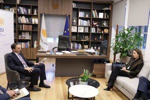 Ο συντονισμός Κύπρου-Ελλάδας για στεγαστική πολιτική, σε συνάντηση Υπουργών  [ΒΙΝΤΕΟ]