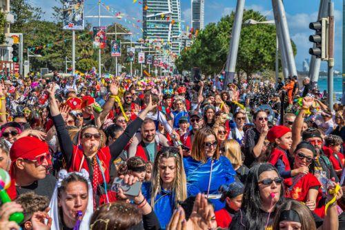 Χιλιάδες παιδιά συμμετείχαν στην παιδική καρναβαλίστικη παρέλαση του Δήμου Λεμεσού
