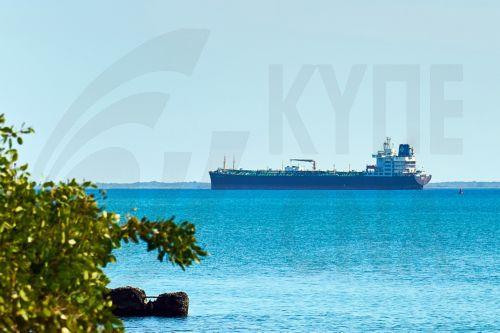 Πρόστιμο εκατ. για ύποπτο πως ανήκει στο «στόλο φάντασμα» πετρελαιοφόρο στη Γαλλία