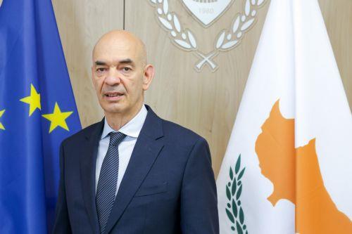 Στις Βρυξέλλες μεταβαίνουν οι Υπουργοί Μεταφορών και Παιδείας