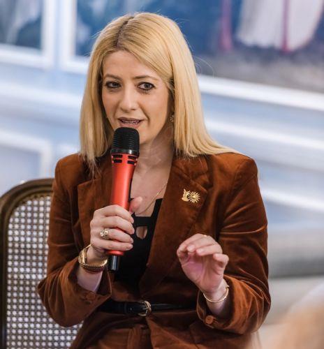 Ανάγκη ενίσχυσης συμμετοχής γυναικών στον δημόσιο βίο, είπε η Πρόεδρος Βουλής