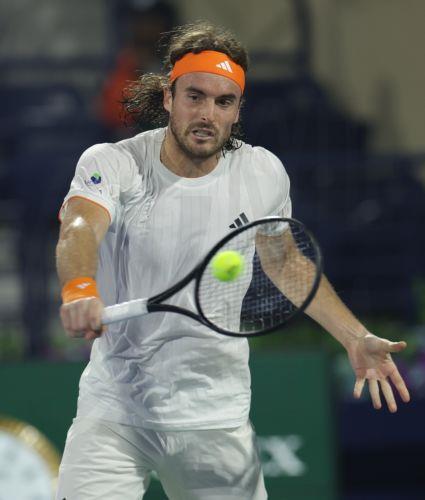 Ο Τσιτσιπάς πέρασε στον 3ο γύρο του Miami Open, επέστρεψε στο τοπ 50