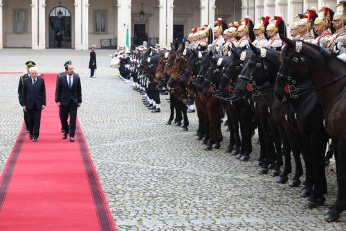 Enhancing bilateral ties a great priority, President says at meeting with Italian counterpart (2)