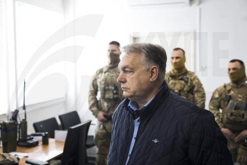 Το Κίεβο λέει ότι η Ουγγαρία «πήρε ομήρους» 7 εργαζομένους ουκρανικής τράπεζας