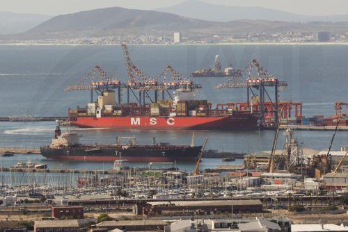 Διατεθειμένο το ΝΑΤΟ να έχει ρόλο σε πιθανή αποστολή στα Στενά Ορμούζ, λέει ο Ρούτε