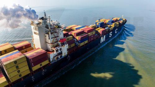 Morningstar DBRS: Η πρόταση ΗΠΑ για ασφάλιση ίσως δεν αρκεί για επανεκκίνηση της ναυσιπλοΐας