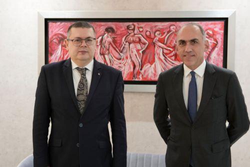 Milletvekilli Georgiades yabancı parlamenterlerle Orta Doğu ve Ukrayna’daki gelişmeleri görüştü