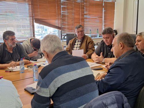 Στρέφονται προς τον ΠτΔ για τον αφθώδη πυρετό οι σύνδεσμοι κτηνοτρόφων