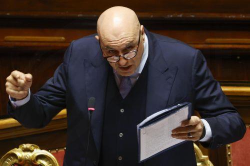 H τρομοκρατία κύριος κίνδυνος, για χώρες που δεν εμπλέκονται άμεσα στη σύρραξη, λέει ο Ιταλός ΥΠΑΜ