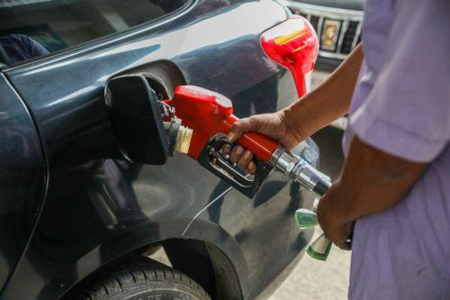 Αύξηση στις τιμές πετρελαίου κατά 2% και πλέον, ελλείψει συνομιλιών ΗΠΑ-Ιράν