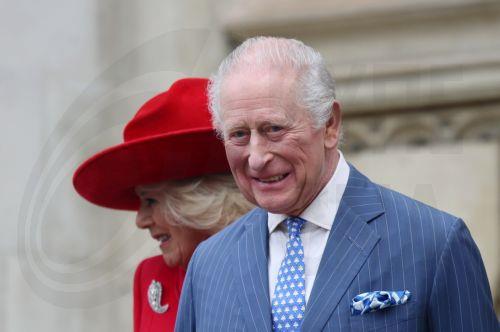 Σφοδρές επικρίσεις για φωτογράφιση Βασιλιά Καρόλου με αξιωματούχους της Καραϊβικής