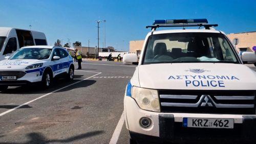 Σύλληψη τριών ατόμων στη Λεμεσό για παράνομη κατοχή περιουσίας και επίθεση κατά αστυνομικού