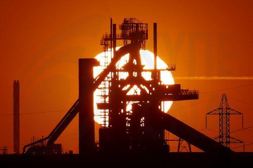 Το αμερικανικό αργό υποχωρεί κατά 5% με την προοπτική βελτίωσης στο Στενό Ορμούζ