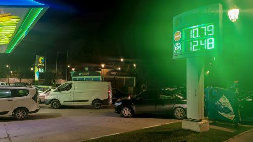 Ψηλές οι τιμές στο πετρέλαιο, κοντά στα 100 δολάρια το βαρέλι