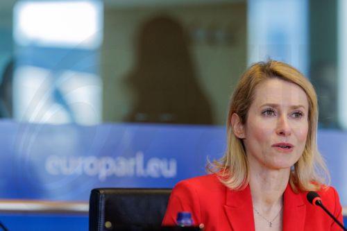 Ελεύθερη διέλευση από Στενά Ορμούζ ζητά η Κάλας, ταχύτερη λύση η ενίσχυση της αποστολής «Ασπίδες» λέει