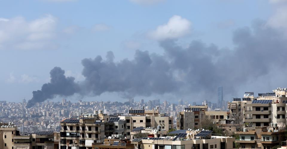 وزير الخارجية يدعو في اتصال هاتفي مع ساعر ورجي إلى خفض التصعيد وتنفيذ وقف إطلاق...