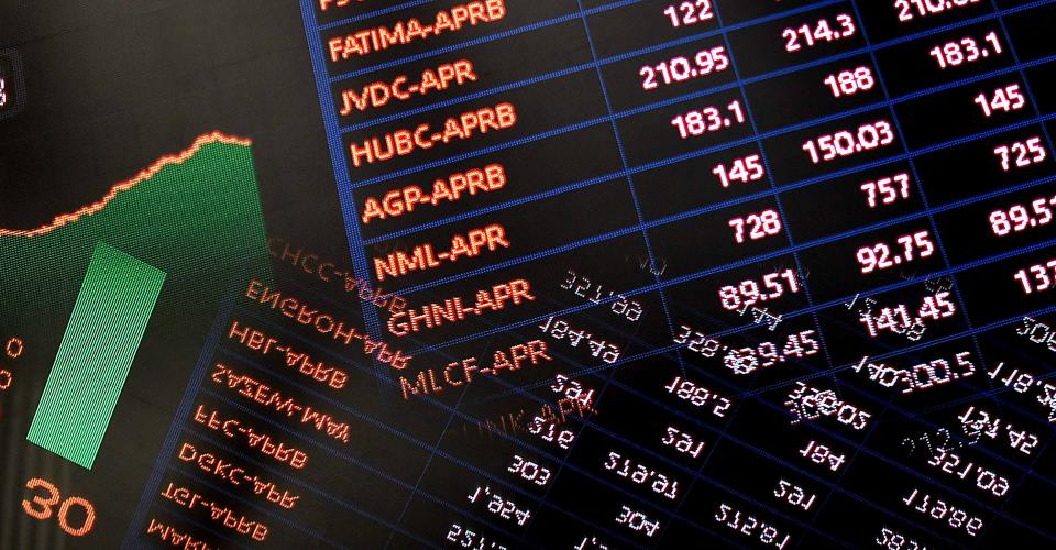 Άνοδος στις μετοχές, σταθεροποίηση τιμών πετρελαίου κάτω από τα $100 το βαρέλι