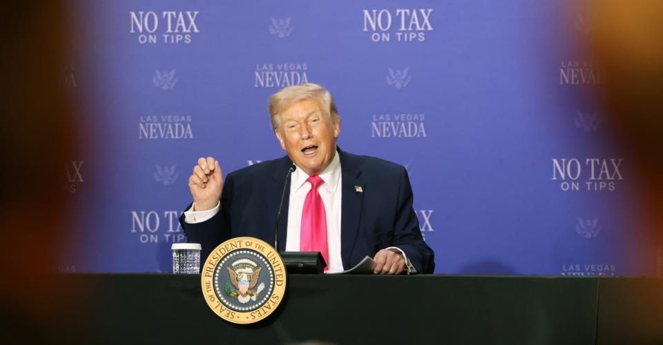 Ο Τραμπ χαρακτηρίζει τον πόλεμο εναντίον του Ιράν «μικρή παράκαμψη»