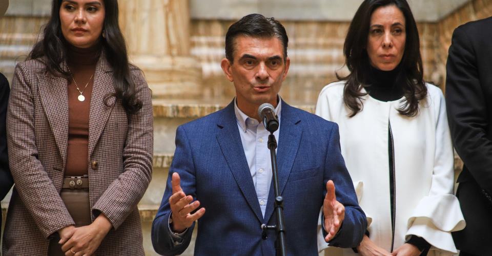 Η Κολομβία απελαύνει για «λόγους αμοιβαιότητας» τον Πρεσβευτή της Βολιβίας