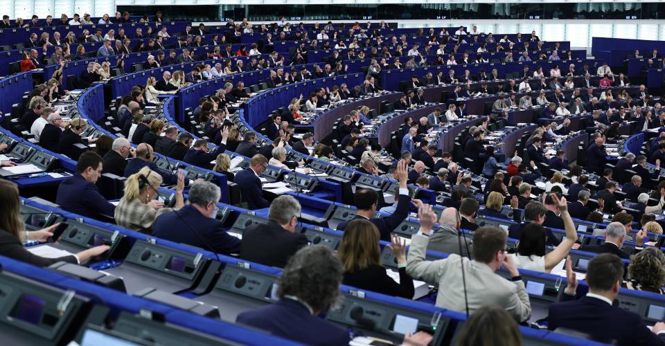 Θετικές και προβληματικές αναφορές στην έκθεση για Τουρκία, σημειώνουν στο ΚΥΠΕ...