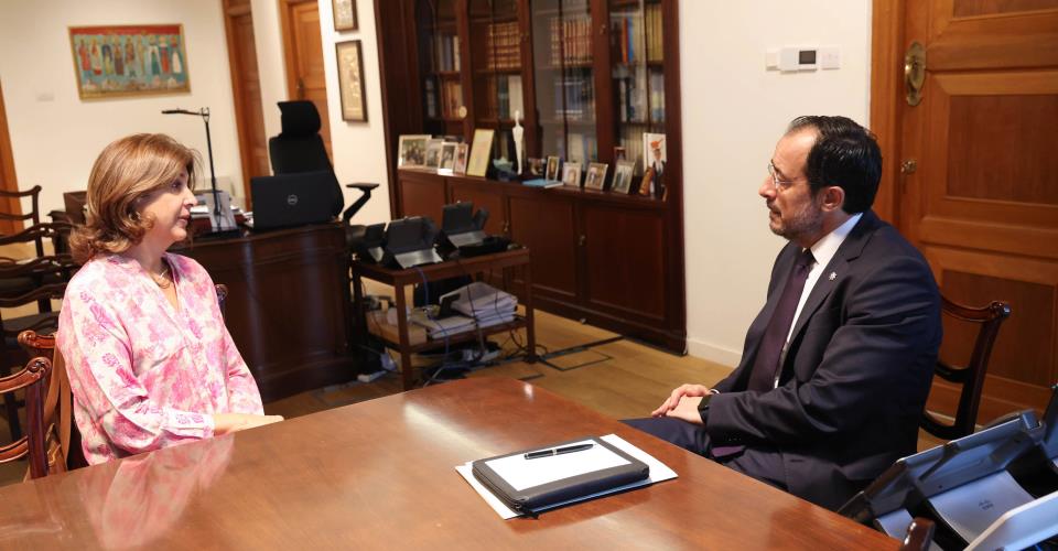 Σε εξέλιξη η συνάντηση του Προέδρου Χριστοδουλίδη με Ολγκίν