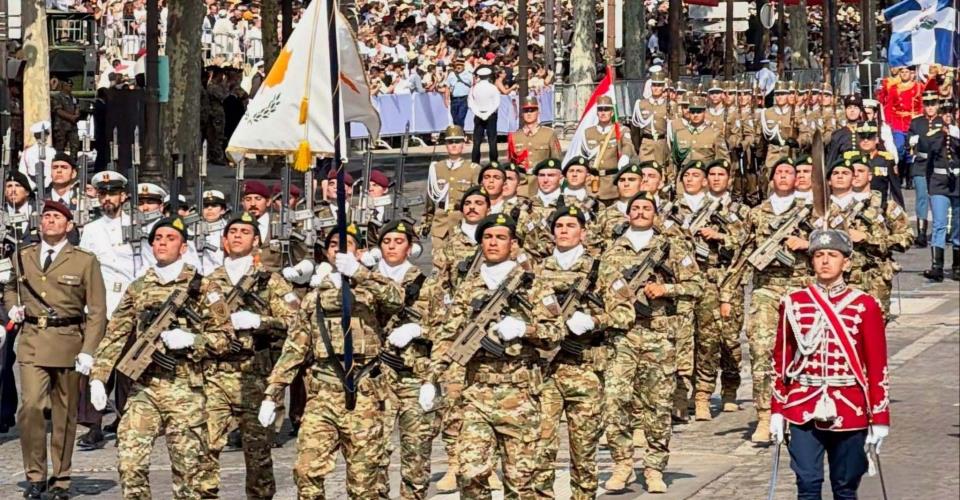 Στους εορτασμούς για Εθνική Ημέρα Γαλλίας ο Πρόεδρος, συμμετείχε άγημα της...