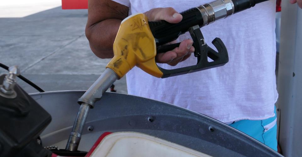 Αναμένονται περαιτέρω αυξήσεις στις τιμές καυσίμων, είπε στο ΚΥΠΕ ο Δ/ντής Υπ....