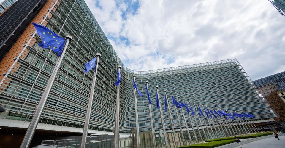 Aπαράδεκτη για το Κίεβο η αφαίρεση Ρώσων ολιγαρχών από λίστα κυρώσεων ΕΕ