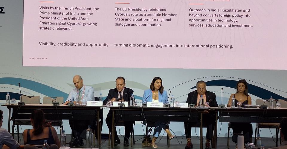 Over 750 professionals register with "Minds in Cyprus", according to data...