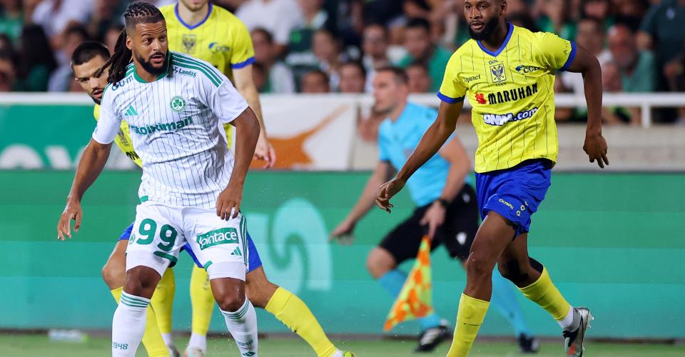 H Oμόνοια επικράτησε της Σεντ Τρουίντεν με 4-2 και εξασφάλισε πρόκριση στη...