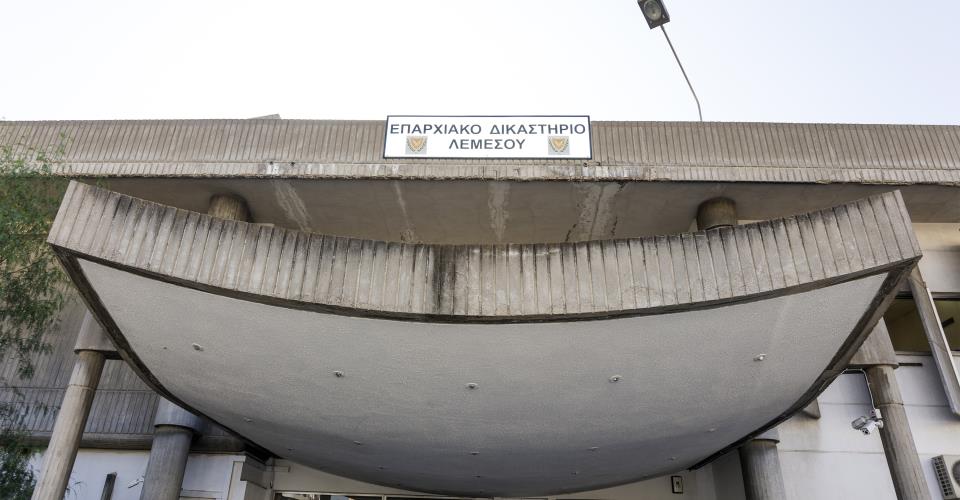 Αναστολή ποινικής δίωξης για τρεις από έξι κατηγορούμενους για φόνο Δημοσθένους...
