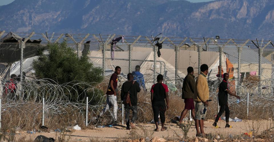 Υλική βοήθεια Ελλάδας προς την Κύπρο για διαχείριση της μετανάστευσης
