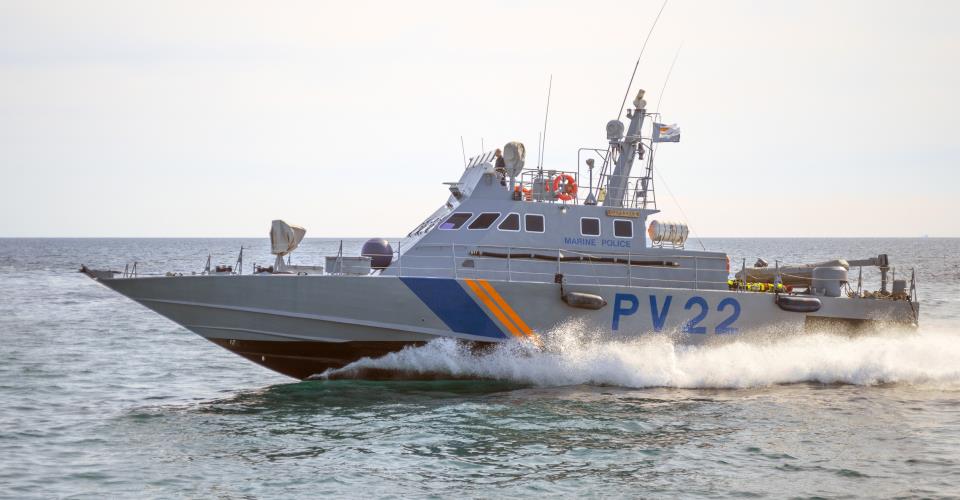 Στο λιμάνι Λάρνακας οδηγήθηκε βάρκα με 37 μετανάστες