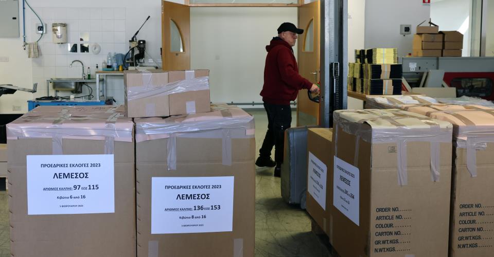 Την Πέμπτη ολοκληρώνεται η εκτύπωση ψηφοδελτίων, λέει στο ΚΥΠΕ ο Αν. Δ/ντής...