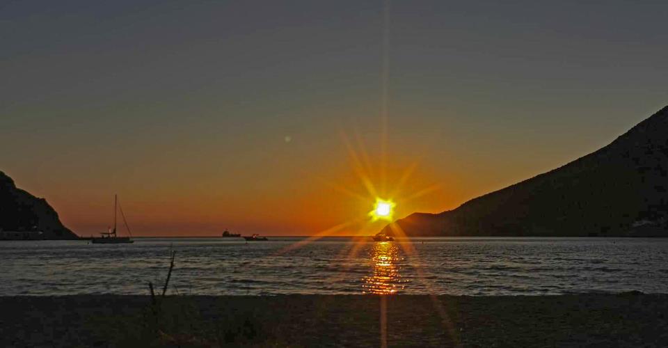Έπεσε ιδιωτικό ελικόπτερο στη Σίφνο