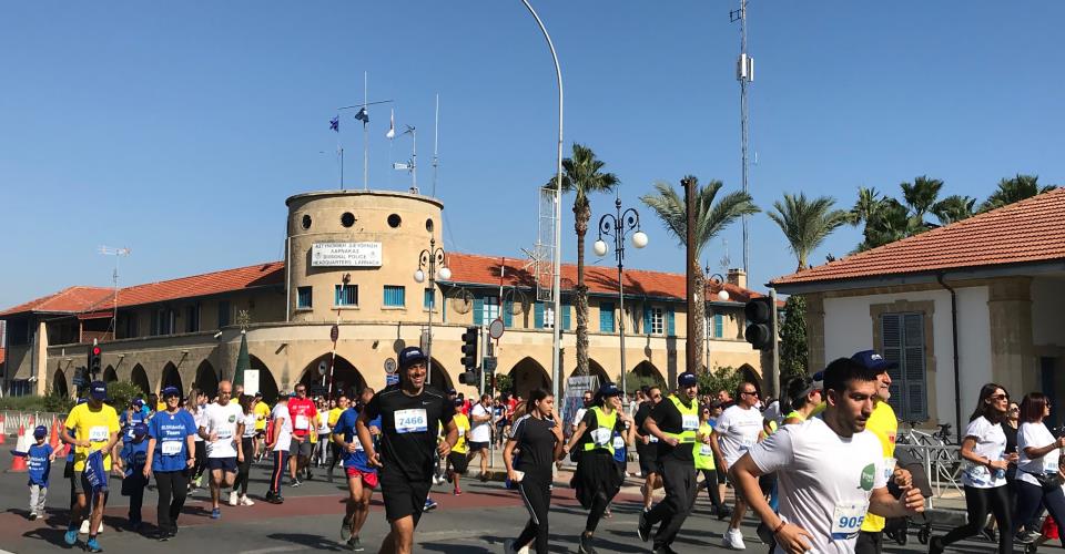 Με ρεκόρ προσέλευσης πραγματοποιήθηκε ο 8ος Radisson Blu Διεθνής Μαραθώνιος...