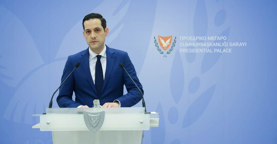 ΚΕ: Συνεχίζουμε τις πρωτοβουλίες για επανέναρξη διαπραγματεύσεων για Κυπριακό