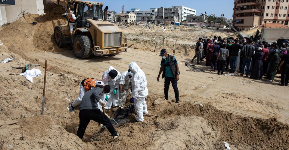 Αξιωματούχος ΟΗΕ «σοκαρισμένος» από αναφορές ομαδικών τάφων στη Γάζα