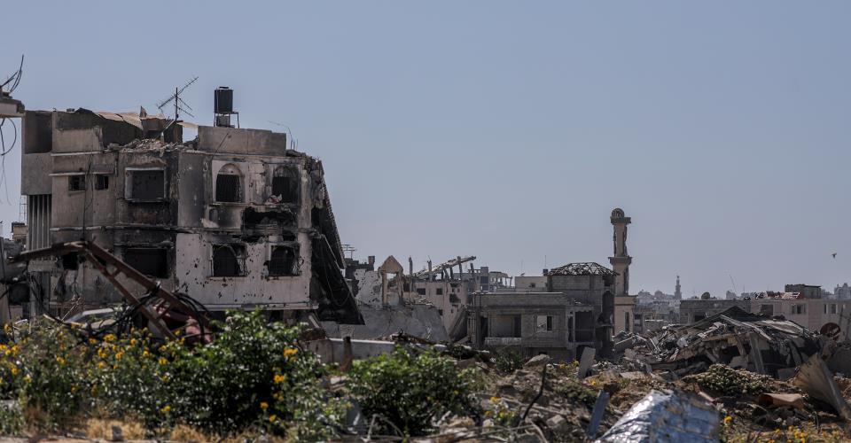 Βομβαρδίζει τη Γάζα το Ισραήλ, θέτει όρους για παραδόσεις όπλων η Ουάσινγκτον