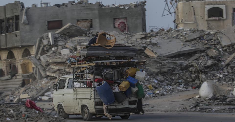 Νέοι βομβαρδισμοί στη Γάζα, το Ισραήλ εορτάζει την επέτειο ίδρυσής του