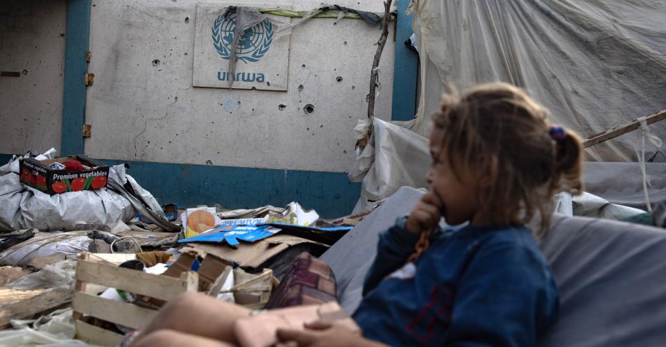 Η υπηρεσία ΗΕ για παλαιστίνιους πρόσφυγες ανέστειλε τις επιχειρήσεις στη Ράφα