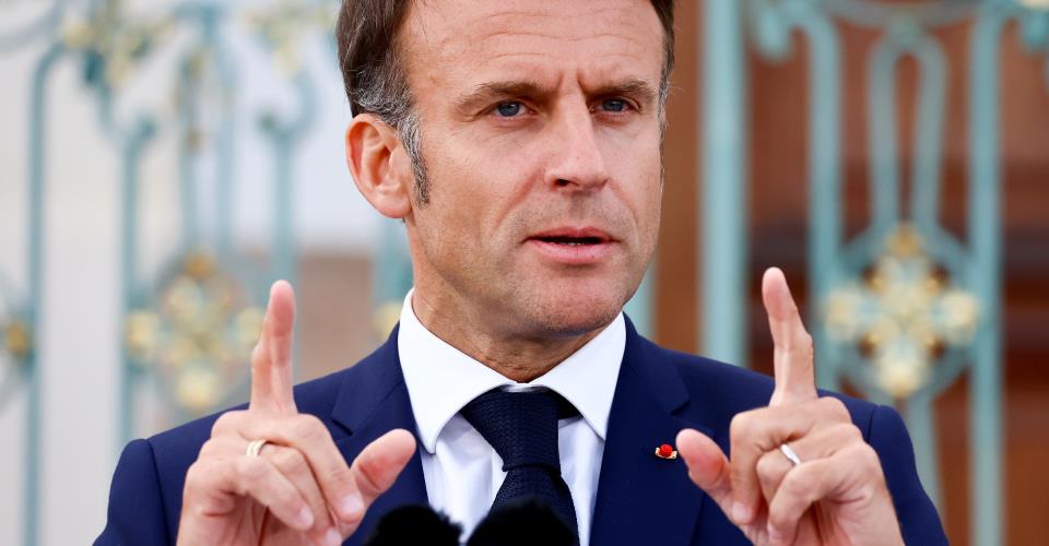 Ο Γάλλος Πρόεδρος υπέρ της χρήσης δυτικών όπλων κατά στόχων στη Ρωσία