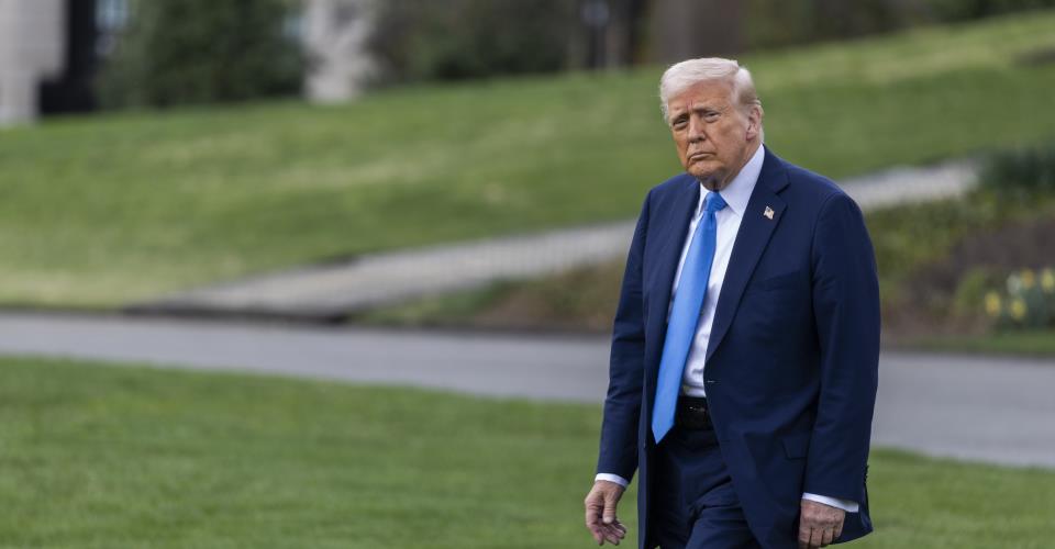 Ο Τραμπ σε διάγγελμα προειδοποιεί για νέα σκληρά χτυπήματα στο Ιράν